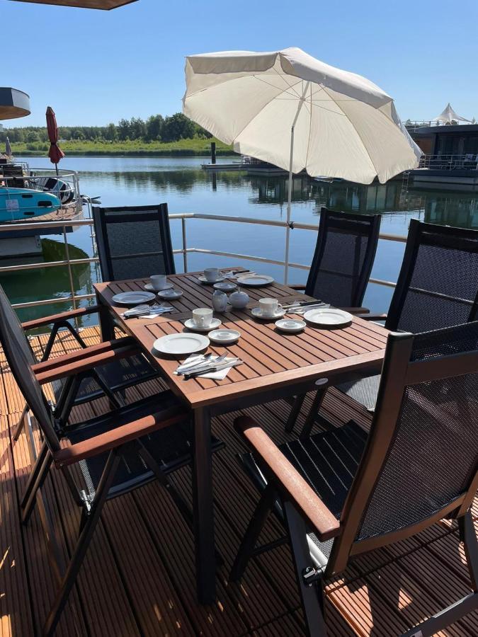 Hausboot Vroni Am Baerwaldersee Klitten Dış mekan fotoğraf